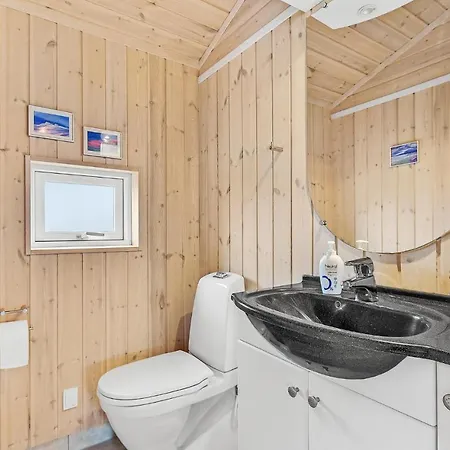 3 Bedroom Stunning In Juelsminde * Sønderby