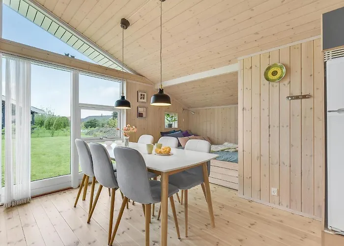 Pot Strandby Juelsminde V Denmark Semesterbostad *